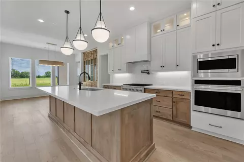 Kitchen - 7032 Skipping Rock Path, Bryan, TX 77808 photo 3 of 5