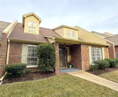 1506 Bennett St, Bryan, TX 77802