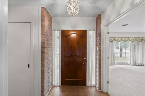 Entry Way - 506 Maple St, Calvert, TX 77837 photo 1 of 3