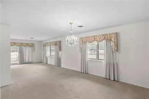 Living - 506 Maple St, Calvert, TX 77837 photo 10 of 12