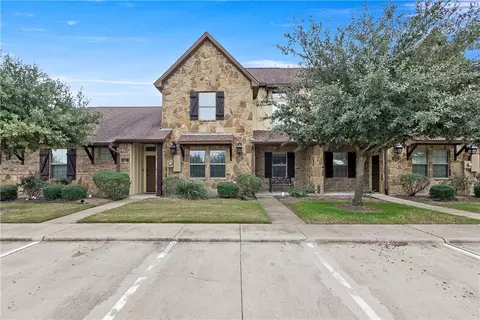 413 Momma Bear Dr, College Station, TX 77845