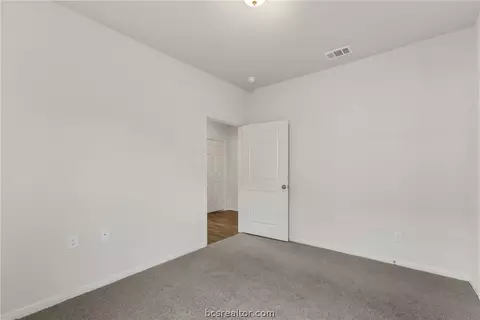 Bedroom - 6018 Crest Bridge Ct, Bryan, TX 77807 photo 9 of 9