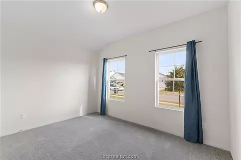 Bedroom - 6018 Crest Bridge Ct, Bryan, TX 77807 photo 5 of 9
