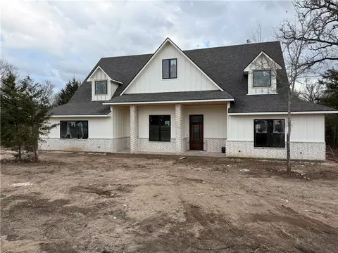 5012 Paulo Ct, Bryan, TX 77808
