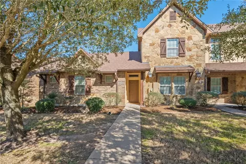 3203 Cullen Trl, College Station, TX 77845