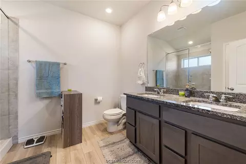 Bath - 5222 Montague Loop, Bryan, TX 77807 photo 1 of 4