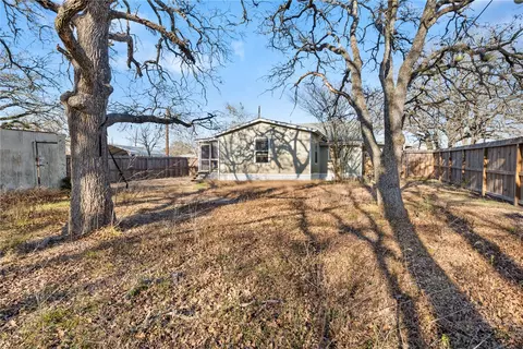 Exterior - 1014 Suncrest St, Bryan, TX 77803 photo 2 of 3