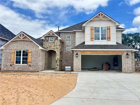 1817 Register Ct, College Station, TX 77845