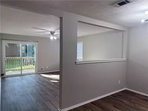 Living - 3923 Old Oaks Dr, Bryan, TX 77802 photo 2 of 2
