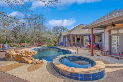 9269 Green Branch Loop, Bryan, TX 77808