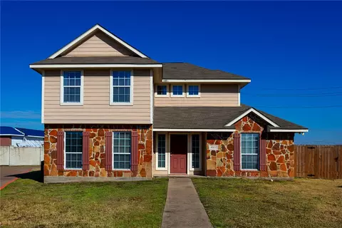 4017 Southern Trace Dr, College Station, TX 77845