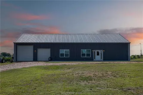 4330 Post Oak Point Rd, New Ulm, TX 78950