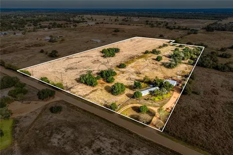 7300 Goehring Rd, Ledbetter, TX 78946