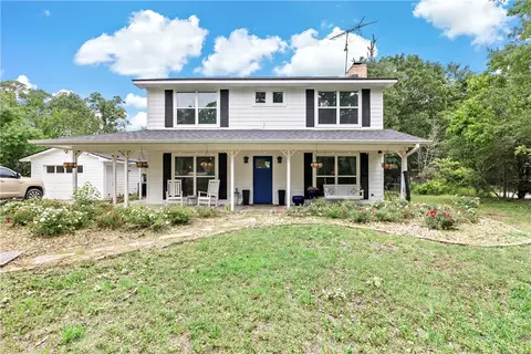 16563 Calumet Trl, College Station, TX 77845