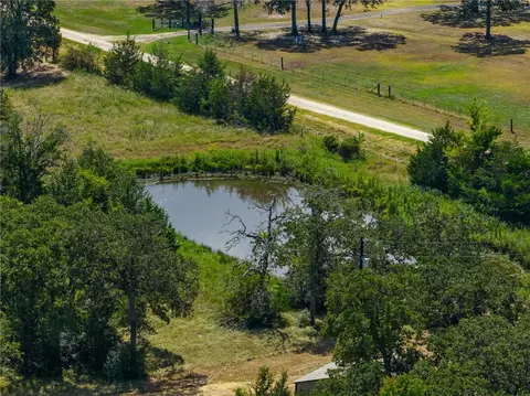 789 Quail Hollow Dr, Caldwell, TX 77836