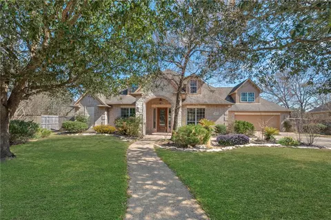 5203 Sycamore Hills Ct, College Station, TX 77845