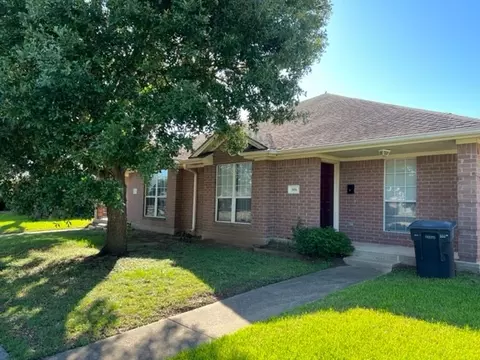 916 Willow Pond Street 916 918, College Station, TX 77845