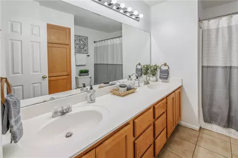Bath - 1733 Rock Hollow Loop, Bryan, TX 77807 photo 2 of 2