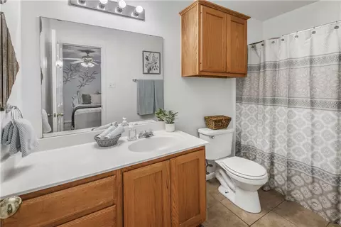 Bath - 1733 Rock Hollow Loop, Bryan, TX 77807 photo 1 of 2