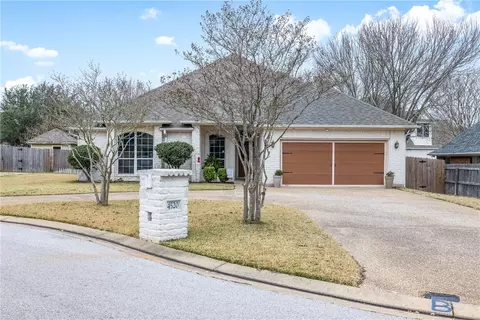 4520 Lapis Ct, College Station, TX 77845