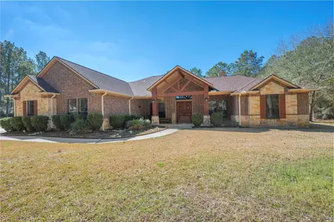 10102 Amelia Dr, Anderson, TX 77830