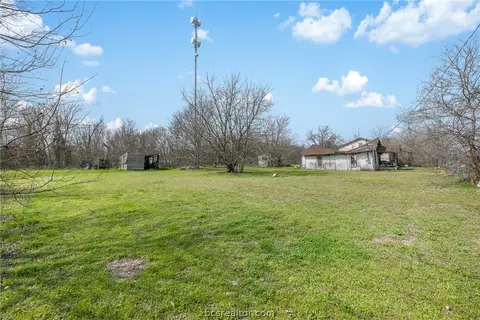 13900 Cedar Dr, Somerville, TX 77879 photo 4