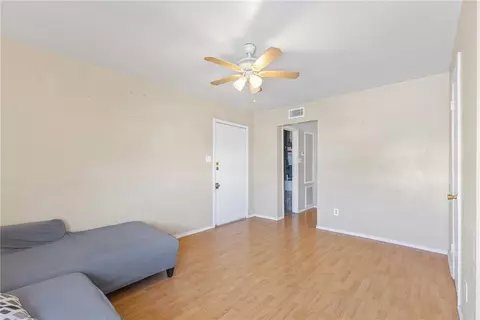 Living - 2802-2804 Cypress Bend Cir, Bryan, TX 77801 photo 2 of 2