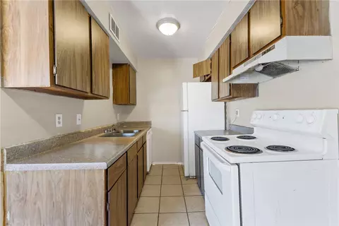 Kitchen - 2802-2804 Cypress Bend Cir, Bryan, TX 77801 photo 2 of 2