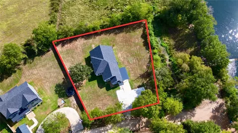 5085 N Oakland Ln, Bryan, TX 77808