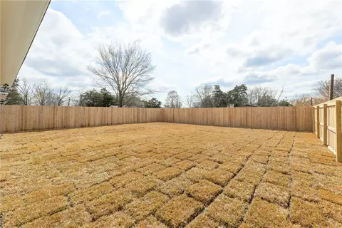 Exterior - 207 Lock Ln, Bryan, TX 77803 photo 3 of 3
