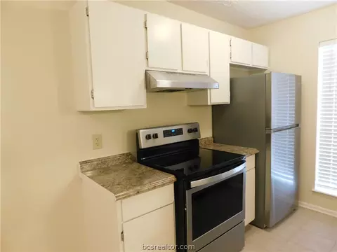 Kitchen - 2510 Long Drive A B, Bryan, TX 77802 photo 6 of 7