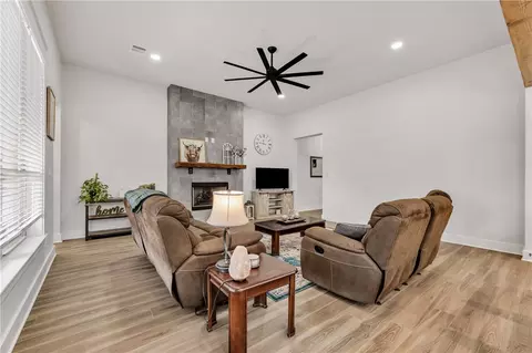 2913 Captain Ct, Bryan, TX 77808 photo 7