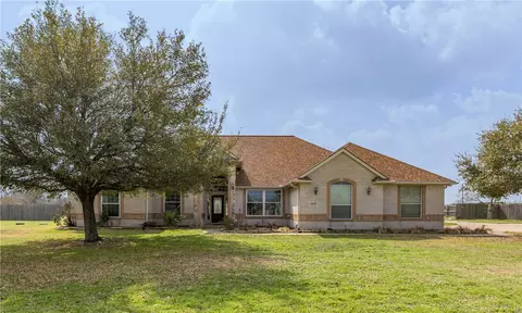 3209 Stampede Dr, Bryan, TX 77808