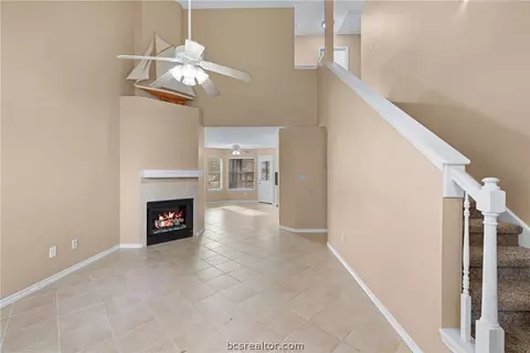 Living - 70 Lakeside, Trinity, TX 75862 photo 1 of 2