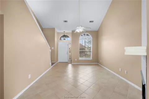 Living - 70 Lakeside, Trinity, TX 75862 photo 2 of 2