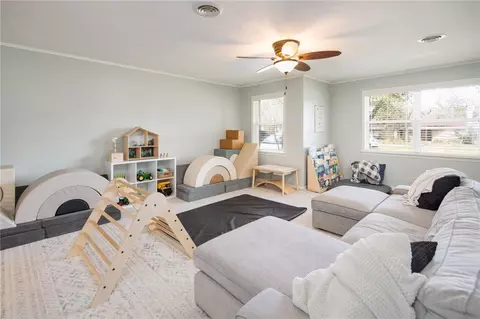 Living - 2118 Wayside Dr, Bryan, TX 77802 photo 2 of 6