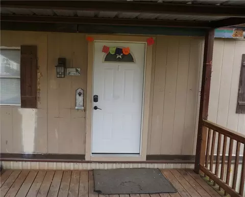 5765 Post Oak Loop, Midway, TX 75852 photo 3