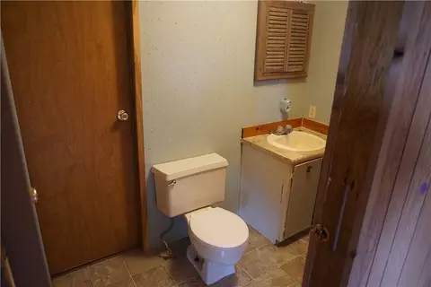 5765 Post Oak Loop, Midway, TX 75852 photo 8