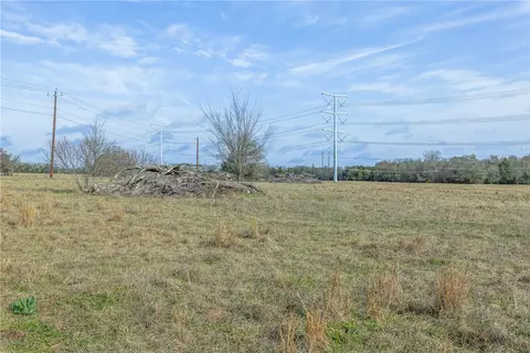 11066 Jinkins Rd, North Zulch, TX 77872