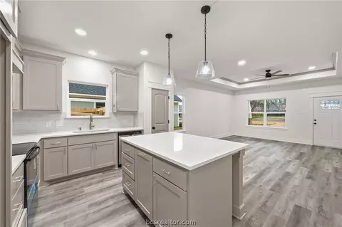 Other - 205 Lock Ln, Bryan, TX 77803 photo 1 of 6