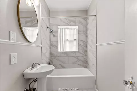 Bath - 710 E 32nd St, Bryan, TX 77803 photo 2 of 2