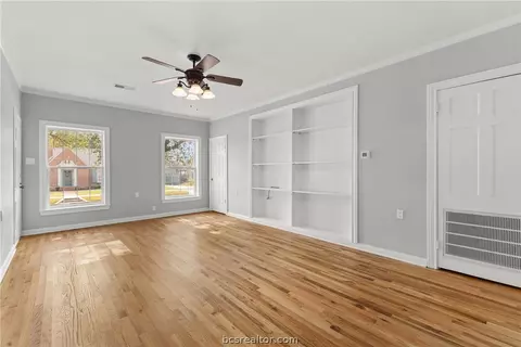 Living - 710 E 32nd St, Bryan, TX 77803 photo 2 of 7