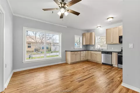 Living - 710 E 32nd St, Bryan, TX 77803 photo 4 of 7