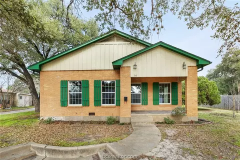 710 E 32nd St, Bryan, TX 77803