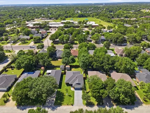 1430 Cedarcrest Ln, Bryan, TX 77803 photo 18