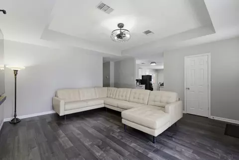 1430 Cedarcrest Ln, Bryan, TX 77803 photo 3