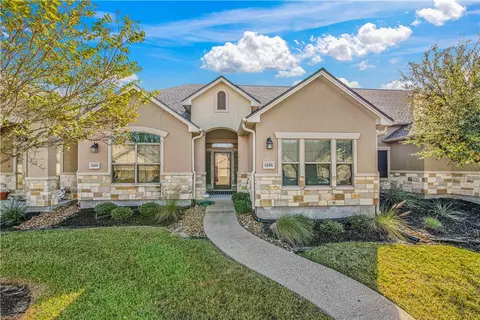 1486 Buena Vis, College Station, TX 77845