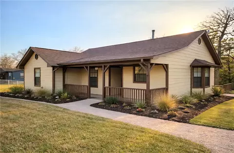 219 Ripple Creek Ln, Somerville, TX 77879