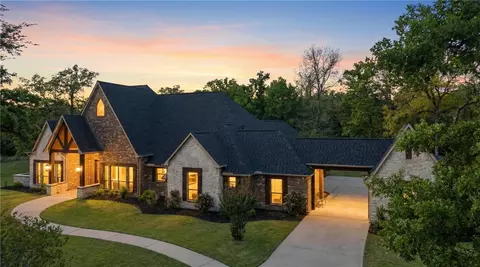 10682 Commonwealth Dr, Iola, TX 77861