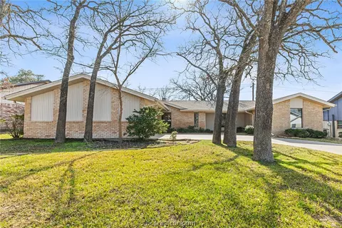 3100 Camelot Dr, Bryan, TX 77802 photo 32